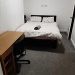 Appartement Exclusive Self-contained Flat In *