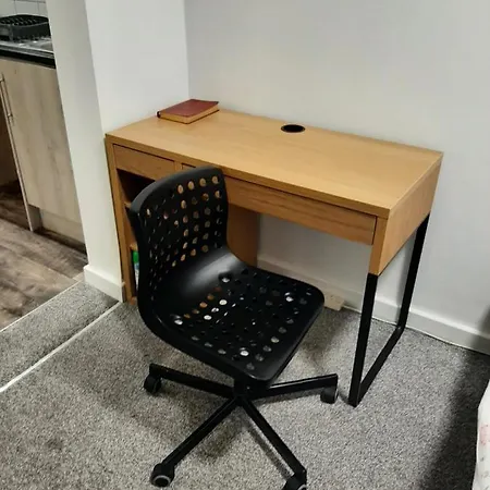 Apartment Exclusive Self-contained Flat In *