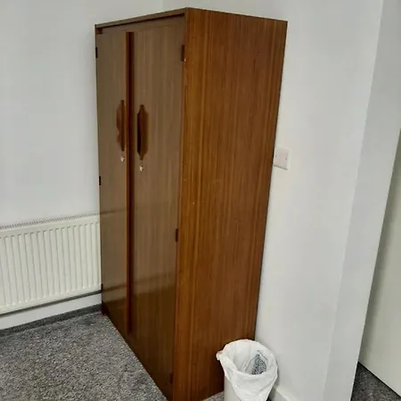 Apartment Exclusive Self-contained Flat In