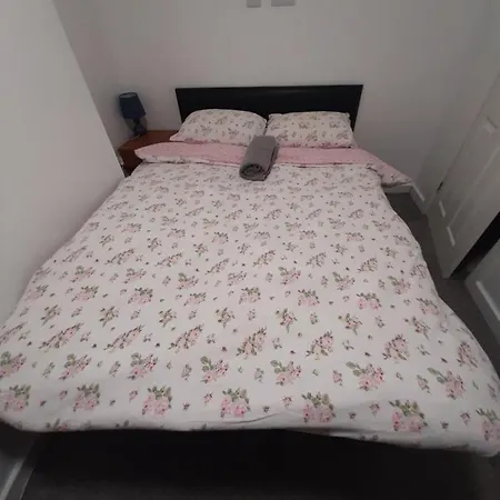 Daire Exclusive Self-contained Flat In