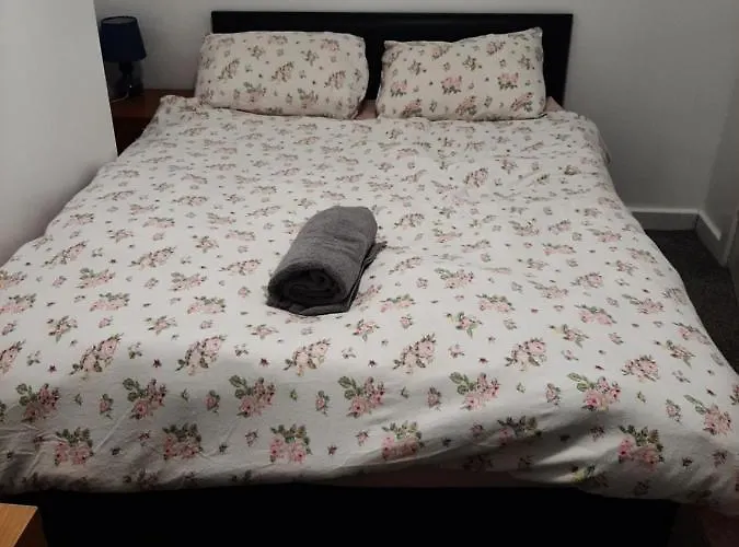 Exclusive Self-contained Flat In Daire