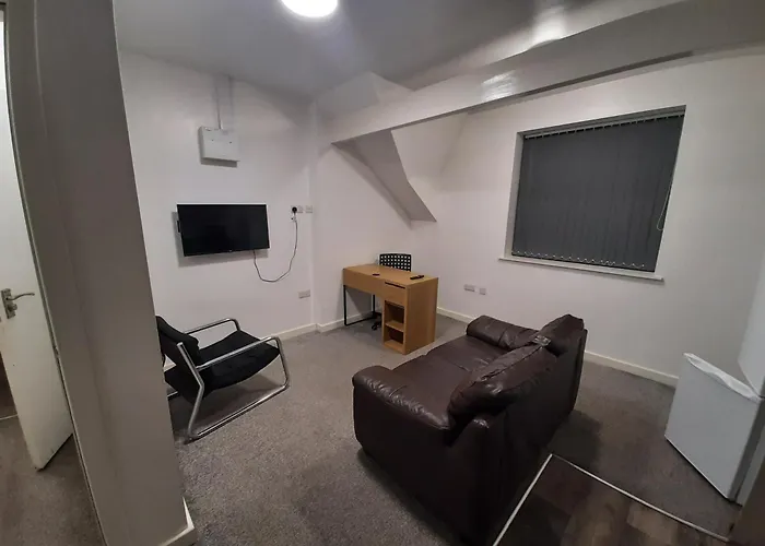 Apartment Exclusive Self-contained Flat In