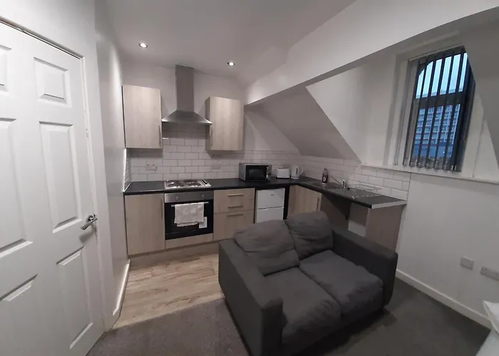 Exclusive Self-contained Flat In Apartment