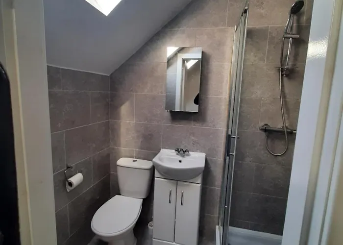 Apartment Exclusive Self-contained Flat In